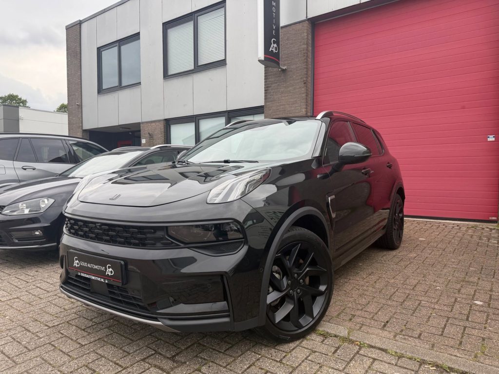 Lynk & Co 01